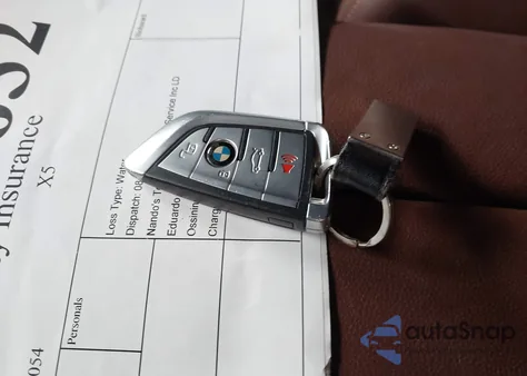 2019 BMW X5 xDrive40I z USA, uszkodzony, nr VIN 5UXCR6C55KLL05054